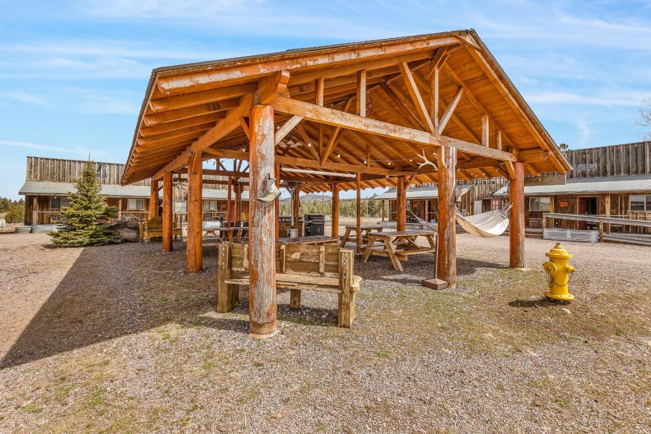 ウィリアムズ トラッパーズ ランデブー Bed & Breakfast エクステリア 写真