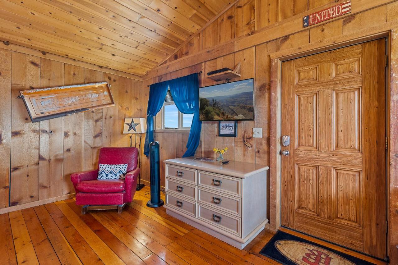 ウィリアムズ トラッパーズ ランデブー Bed & Breakfast エクステリア 写真