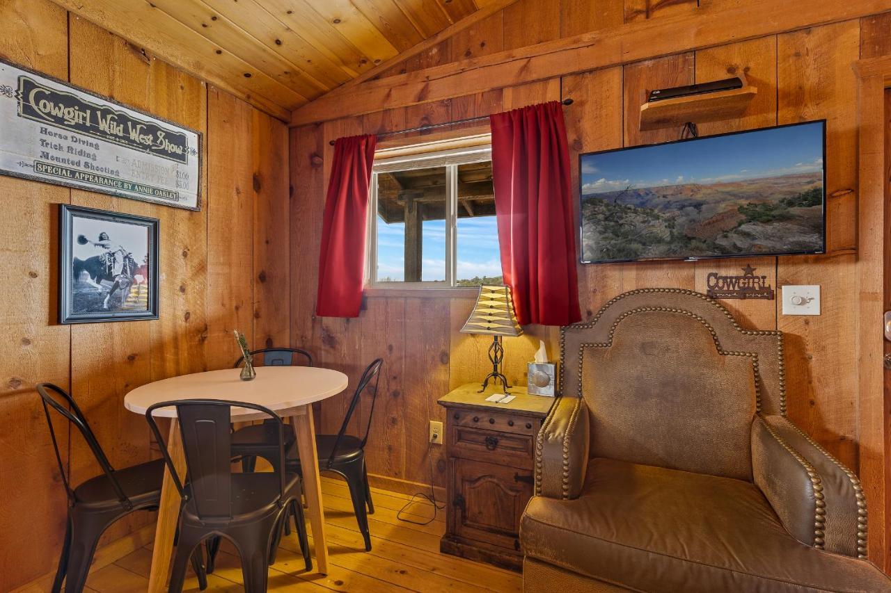 ウィリアムズ トラッパーズ ランデブー Bed & Breakfast エクステリア 写真