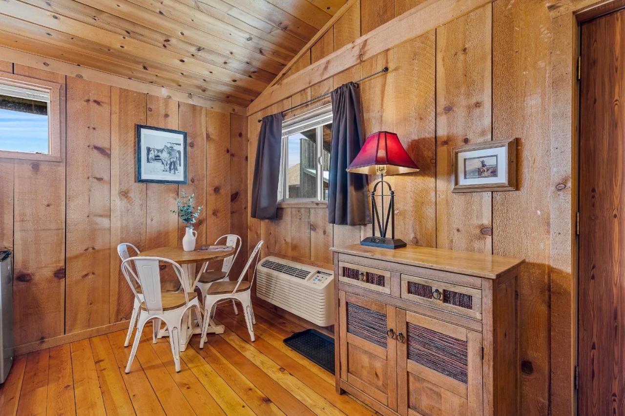 ウィリアムズ トラッパーズ ランデブー Bed & Breakfast エクステリア 写真