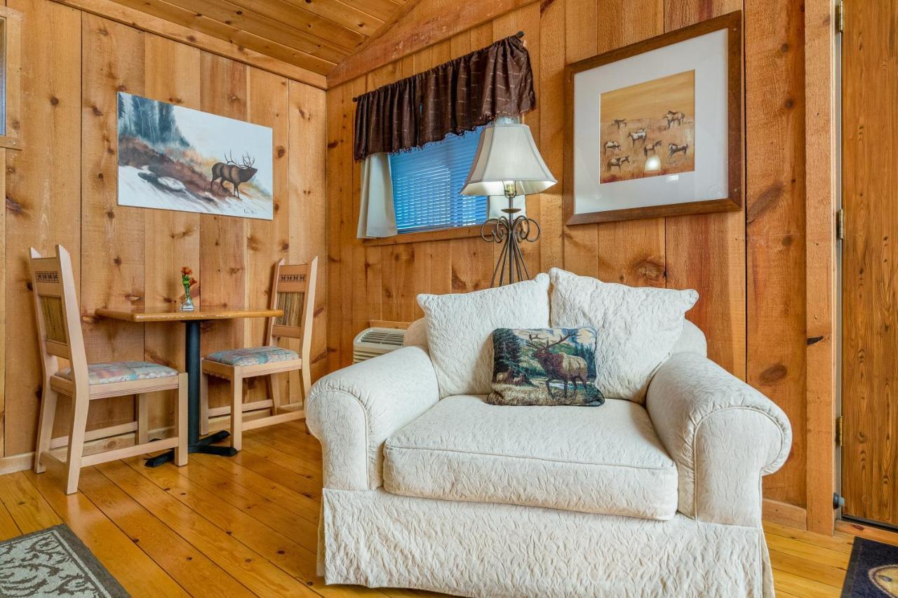 ウィリアムズ トラッパーズ ランデブー Bed & Breakfast エクステリア 写真